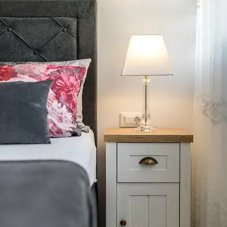 Comfort شقة سبليت