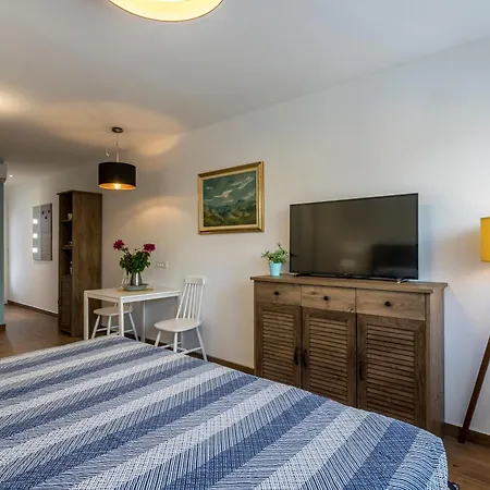 Comfort Apartment Split